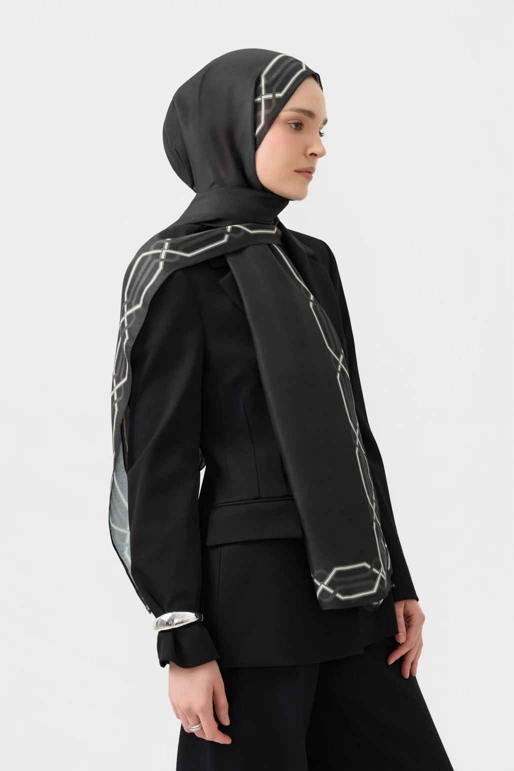 Heritage Hijab Anthracite