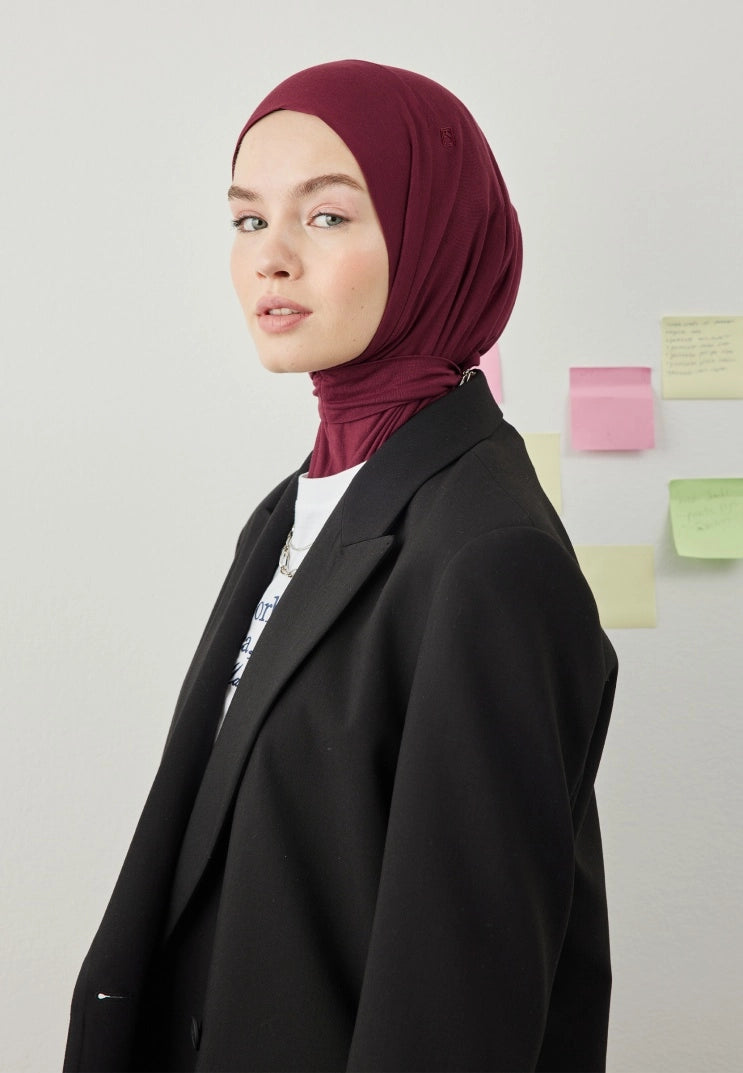 Athletic Hijab Burgundy