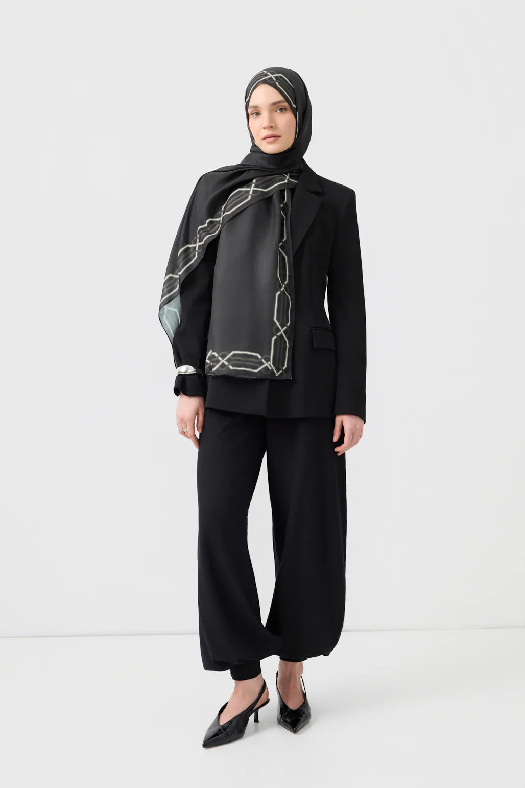 Heritage Hijab Anthracite